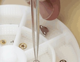 长沙劳力士机械手表有水雾了